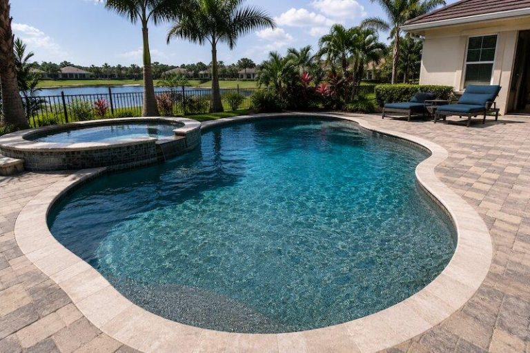 Best Pool Resurfacing Materials for Florida Pools